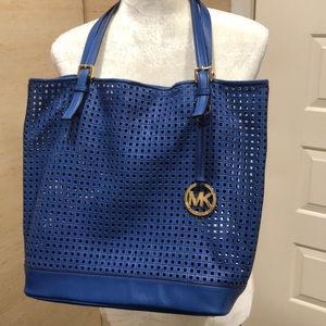 New💘 Michael Kors “Bridget tote” in Sapphire